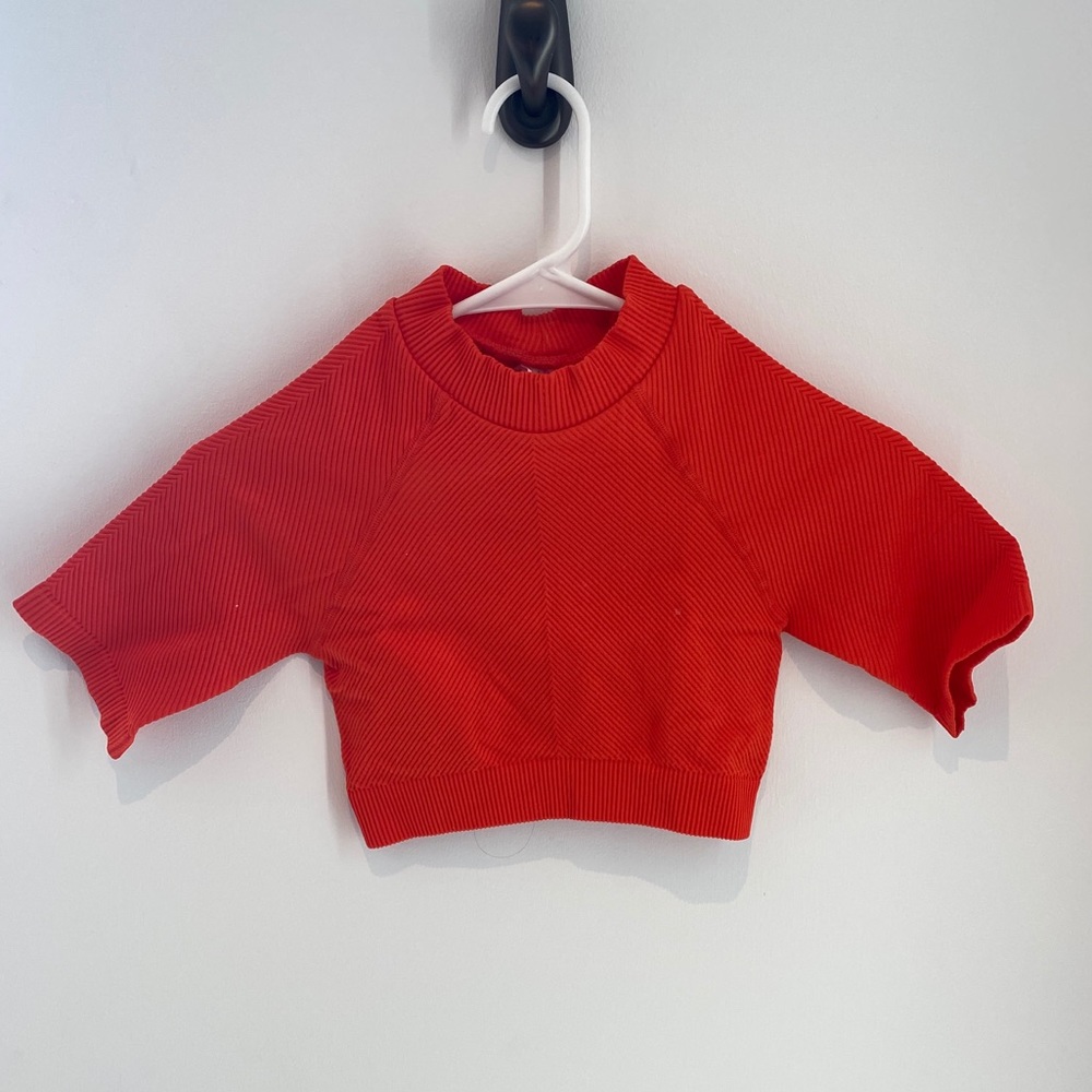 NWT Fabletics Camila Seamless Top